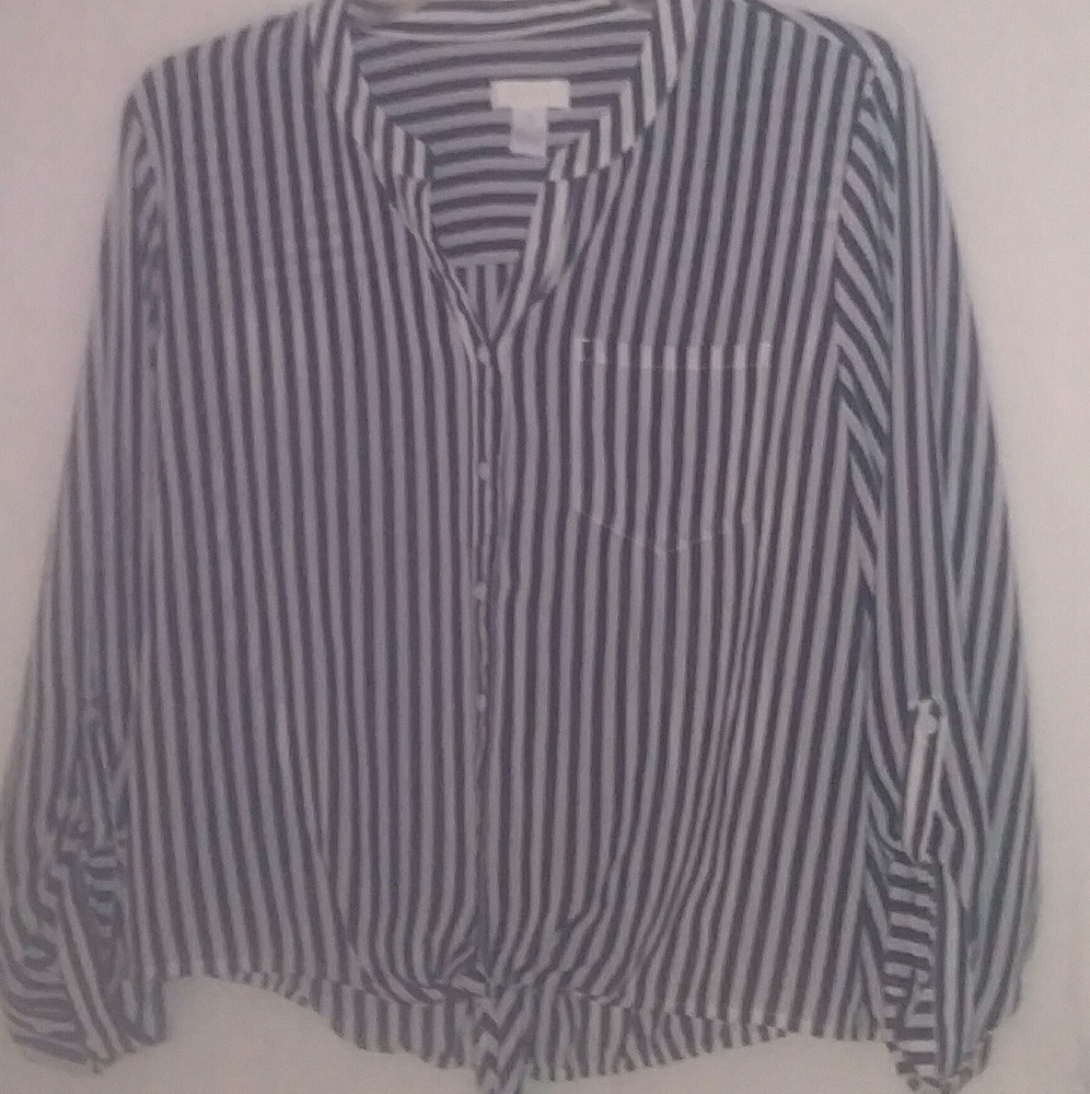 Chico's short sleeve front tie blouse